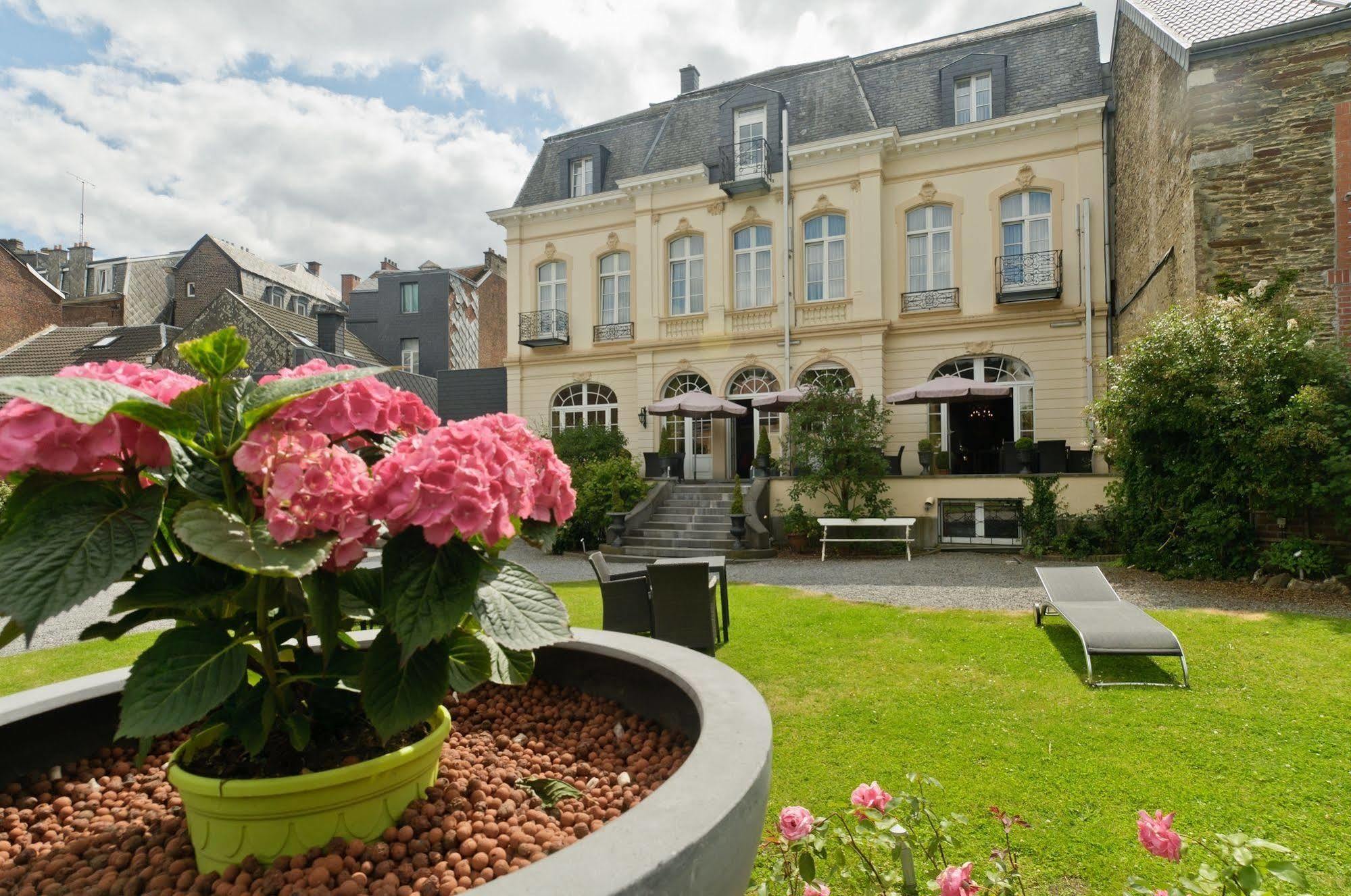 La Villa Des Fleurs Спа Екстериор снимка